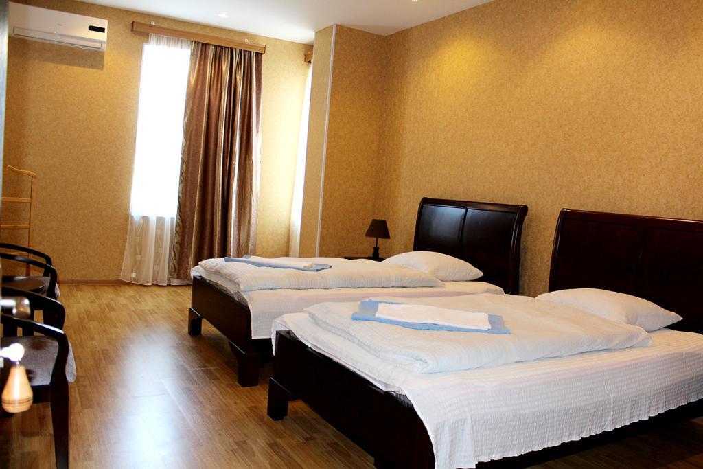 Argopalace Kutaisi Pokoj fotografie